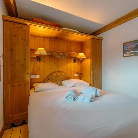 Апартаменты Mont Blanc View With Private Sauna - Cristal - Nant Blanc 14 - Happy Шамони